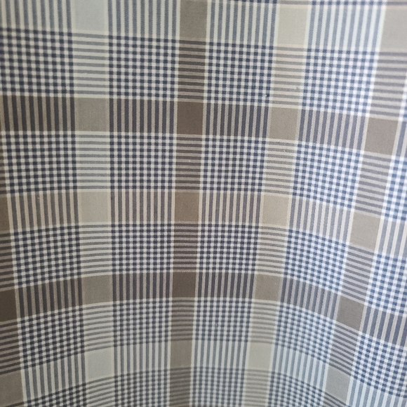 Shirt - Picture 2 of 6